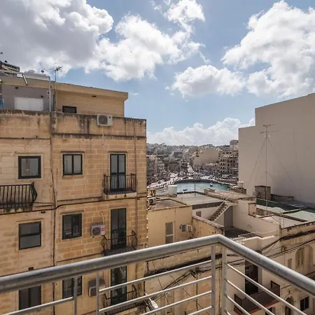Apartment - Portomaso Area