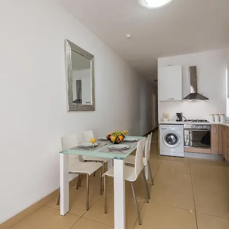 Apartment - Portomaso Area